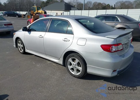 2012 Toyota Corolla S z USA, uszkodzony, nr VIN 2T1BU4EE4CC855769